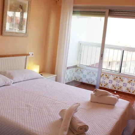 M & M Neptuno Torrecilla Apartment *